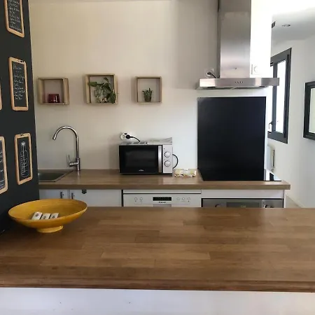 Joli T2 Climatise Avec Exterieur A 10 Min Des Plages Appartement