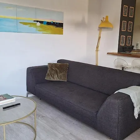 Appartement Joli T2 Climatise Avec Exterieur A 10 Min Des Plages
