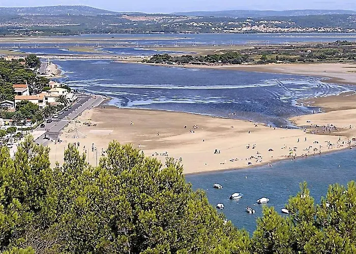Joli T2 Climatise Avec Exterieur A 10 Min Des Plages